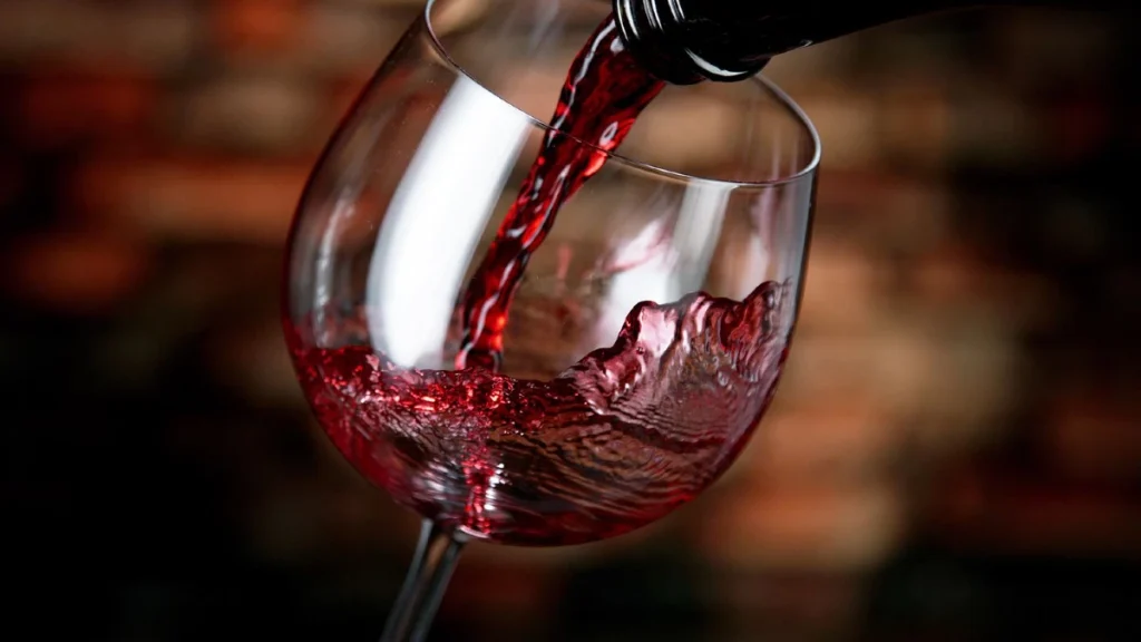 Yumuşak i̇çimli kırmızı şarap markaları
